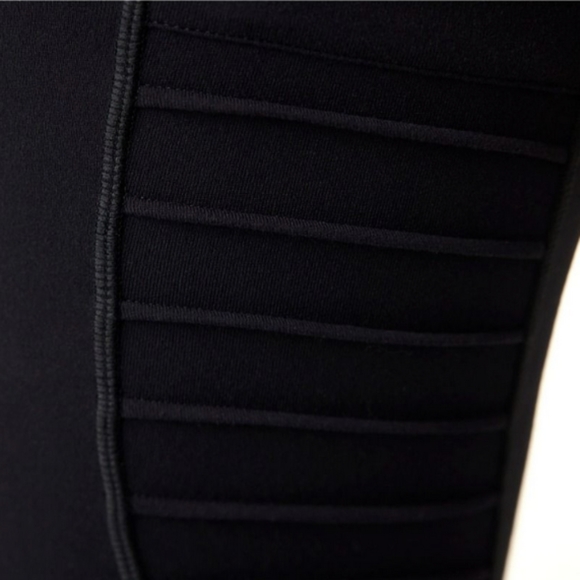 NWT Smartwool Women's Merino Sport Moto Tight Leggings XS - Picture 6 of 6